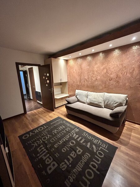 Nicolae Grigorescu, Titan, garsoniera.